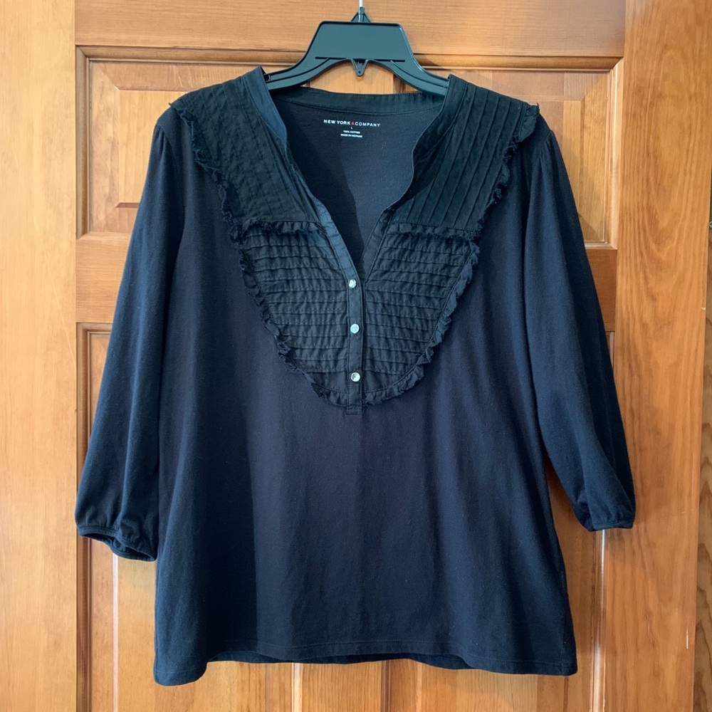 NY&Co 3/4 Length Sleeve Top w/ Detailed Neckline